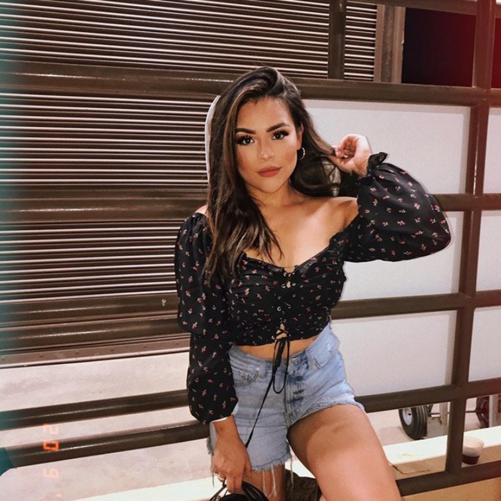 Floral black top 🌹✨